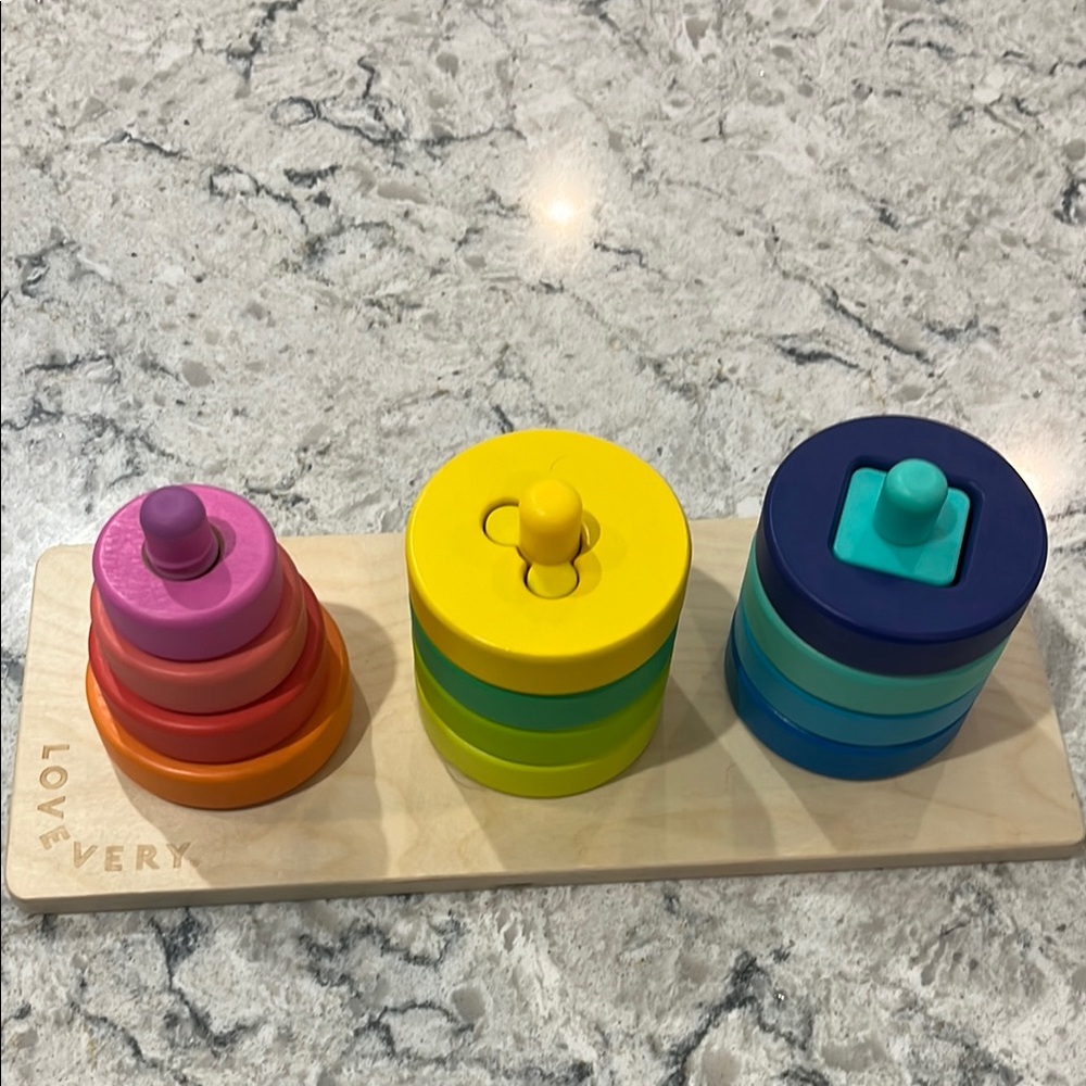 Lovevery Twist and Pull Puzzle Set